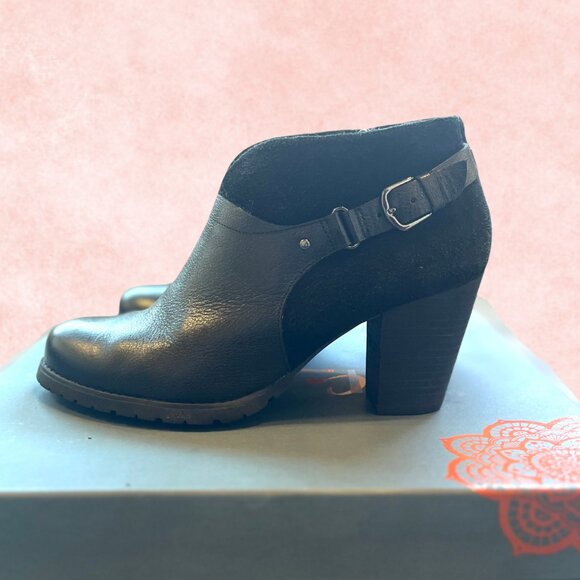 Clanks Black Leather Block Heel Ankle Boots – Size 8.5 - Picture 2 of 5